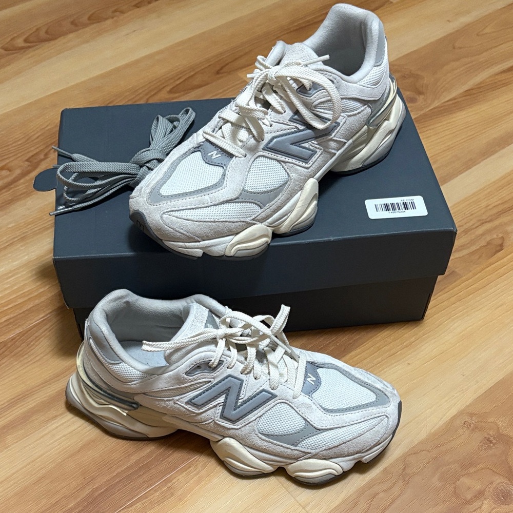 New Balance 9060 Beige and Gray Sneakers W9, M 7.5